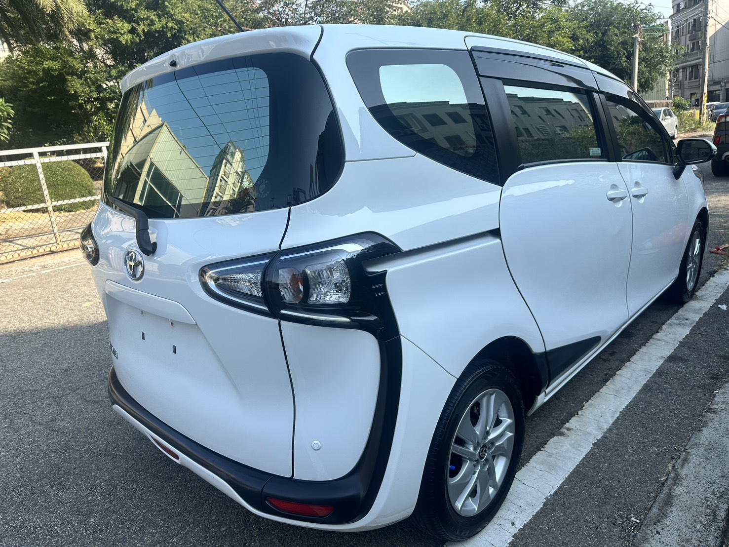 2020 Toyota Sienta 5人座經典